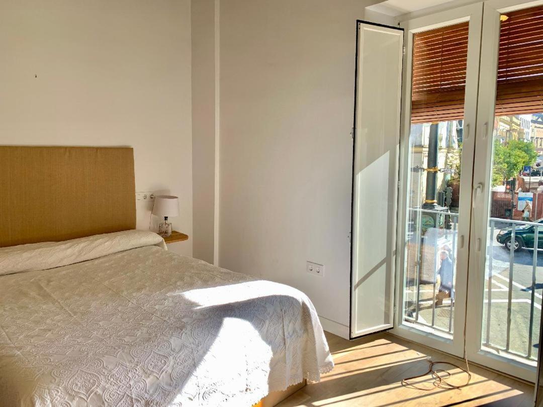 Apartamento Gallo Azul Херес де ла Фронтера Екстериор снимка